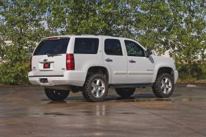 GMC Yukon XL 1500 Suspension Lift Kit - Rough Country - Forged UCAs - '07-'14 GMC Yukon XL 1500 Suspension Lift Kit - Rough Country - Forged UCAs - '07-'14